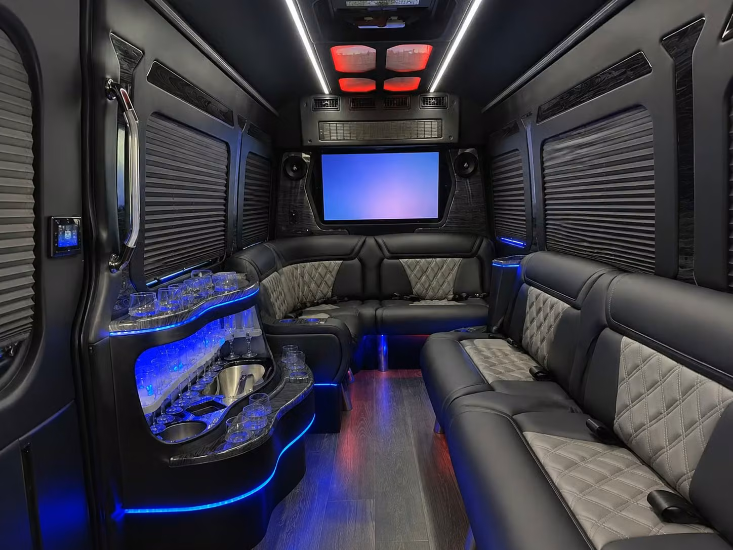 airport shuttle transportation for san jacinto business travelers