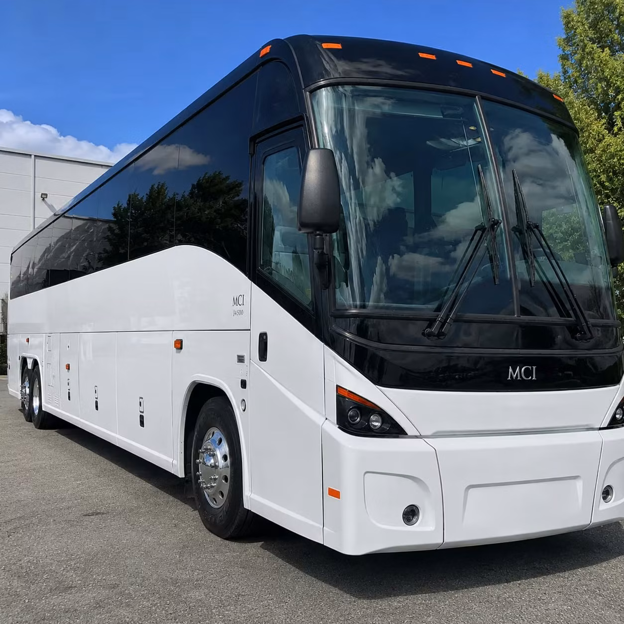sanjacintocharterbuscompany com helps you reach palm springs international airport without the stress
