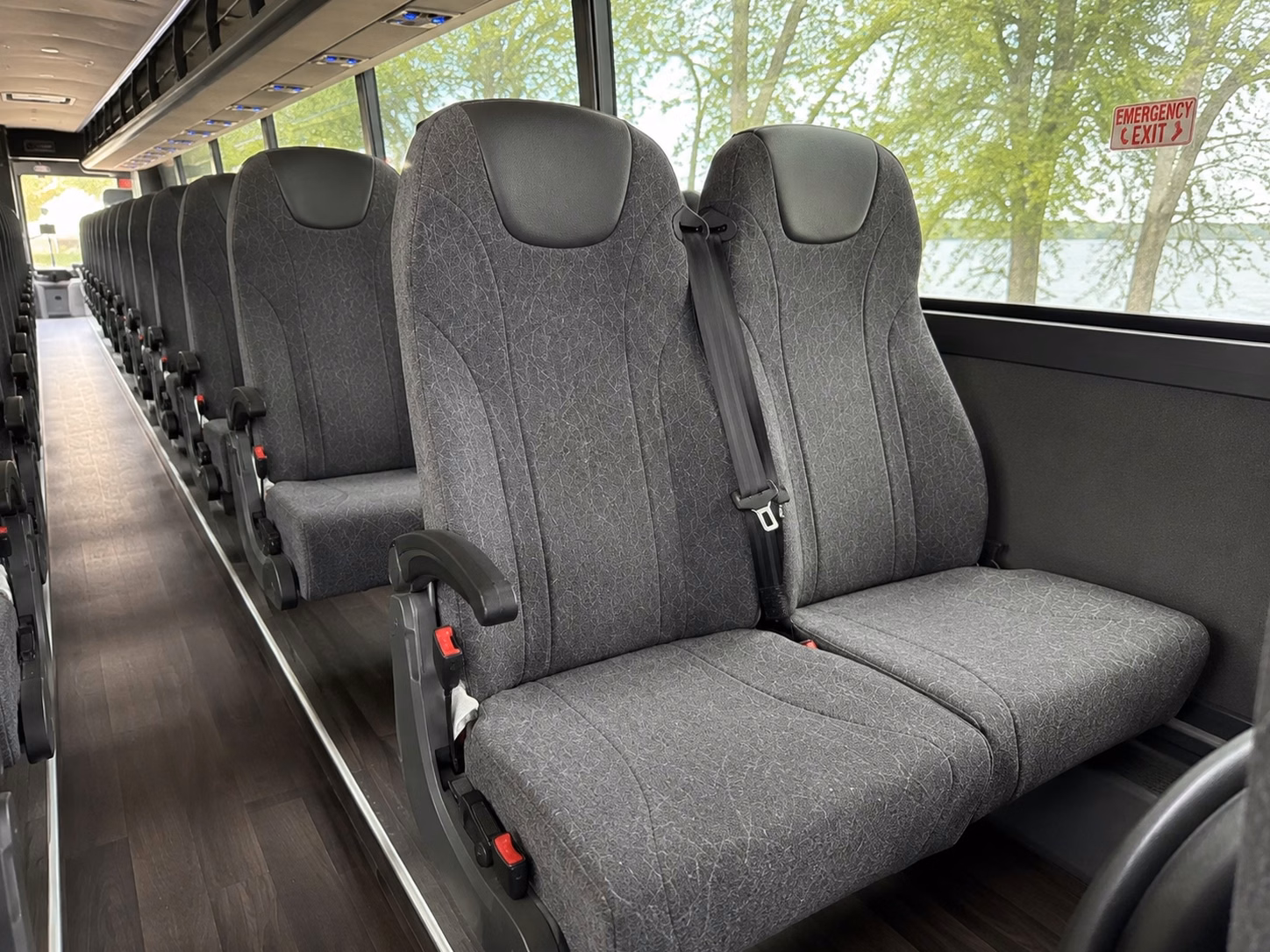 shuttle guests between san jacinto venues and nearby hotels with ease